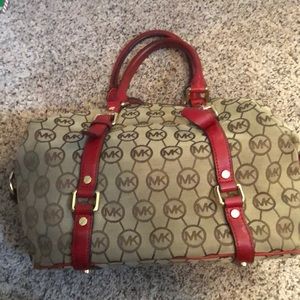 Micheal Kors red purse w matching wallet